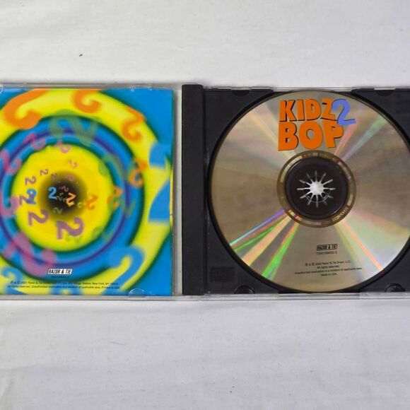 Kidz Bop 2 CD Album Pre-owned - Picture 2 of 3